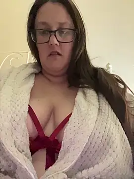 Snapshot of Foxy_Evie40XO chatting on 12/11/24, 07:36 Foxy Evie40XO online show from 12/11/24, 07:36