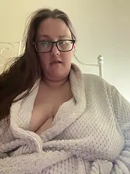 Snapshot of Foxy_Evie40XO chatting on 01/23/25, 11:37 Foxy Evie40XO online show from 01/23/25, 11:37