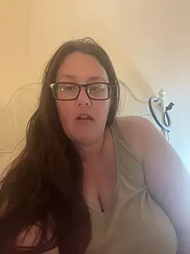 Snapshot of Foxy_Evie40XO chatting on 03/07/25, 02:12 Foxy Evie40XO online show from 03/07/25, 02:12