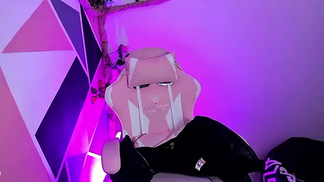 Carol Pinter online show from 02/04/26, 02:45