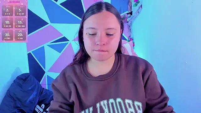 Snapshot of Carol_Pinter chatting on 03/18/26, 04:32 Carol Pinter online show from 03/18/26, 04:32