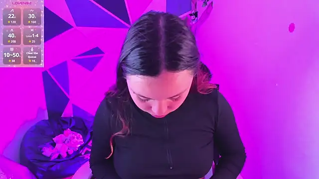 Snapshot of Carol_Pinter chatting on 04/08/26, 03:01 Carol Pinter online show from 04/08/26, 03:01