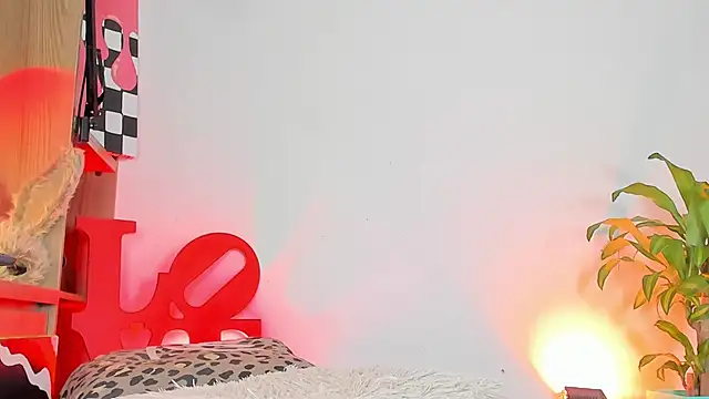 Snapshot of adelarangel chatting on 11/19/25, 12:10 adelarangel online show from 11/19/25, 12:10