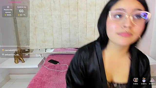 Annie9  online show from 02/08/25, 02:04