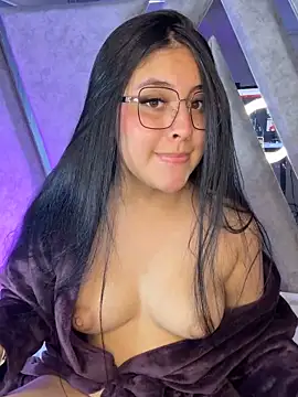 Annie9  online show from 11/15/25, 10:56