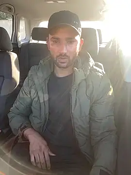 Snapshot of ali_babachapter2 chatting on 12/21/24, 03:31 ali babachapter2 online show from 12/21/24, 03:31