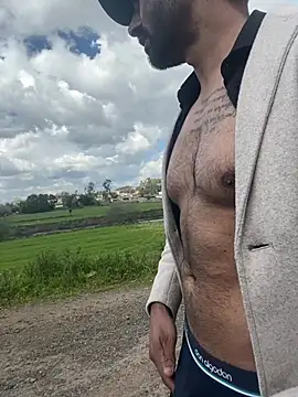 Snapshot of ali_babachapter2 chatting on 03/16/25, 01:49 ali babachapter2 online show from 03/16/25, 01:49