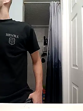 Snapshot of tryinitoutagain chatting on 12/13/24, 06:53 tryinitoutagain online show from 12/13/24, 06:53