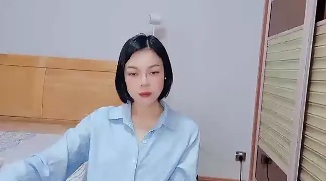 Snapshot of Linda-LL chatting on 01/18/25, 04:26 Linda-LL online show from 01/18/25, 04:26