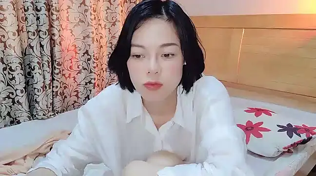 Snapshot of Linda-LL chatting on 03/01/25, 08:56 Linda-LL online show from 03/01/25, 08:56