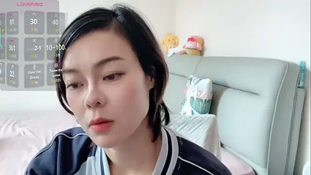 Snapshot of Linda-LL chatting on 05/03/26, 04:40 Linda-LL online show from 05/03/26, 04:40