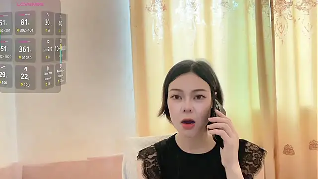 Snapshot of Linda-LL chatting on 05/15/26, 04:52 Linda-LL online show from 05/15/26, 04:52