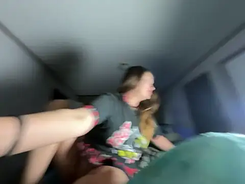 Snapshot of IvanaPlenty chatting on 12/05/25, 06:11 IvanaPlenty online show from 12/05/25, 06:11