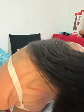 Snapshot of paisitahot1975 chatting on 02/10/26, 12:37 paisitahot1975 online show from 02/10/26, 12:37