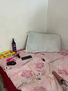 Snapshot of paisitahot1975 chatting on 03/06/26, 11:01 paisitahot1975 online show from 03/06/26, 11:01