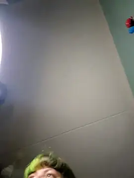 kira 132 online show from 11/11/25, 02:22