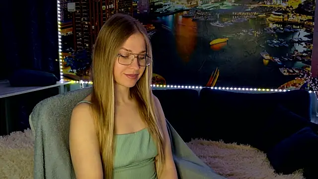Snapshot of pusyavykusya chatting on 04/23/26, 12:29 pusyavykusya online show from 04/23/26, 12:29