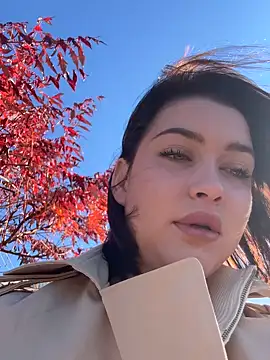 KikiWatson online show from 11/01/25, 07:10