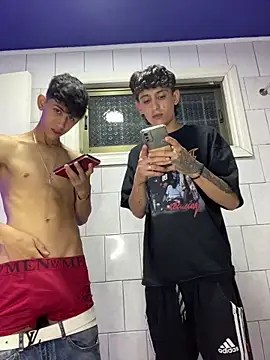 LatinBoysxxx online show from 01/17/25, 09:06