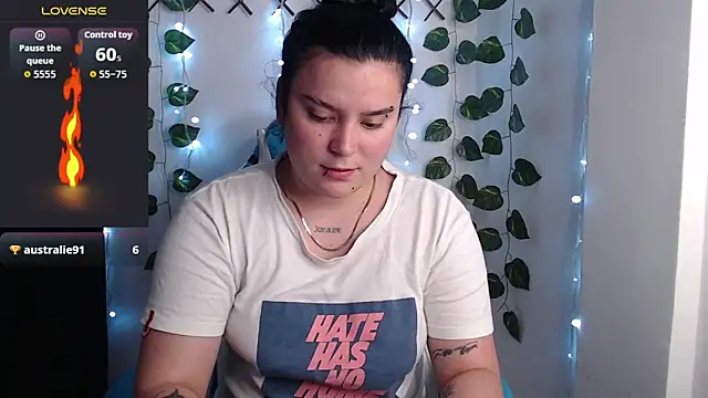 Snapshot of Nika_1_ chatting on 03/27/26, 12:38 Nika 1 online show from 03/27/26, 12:38