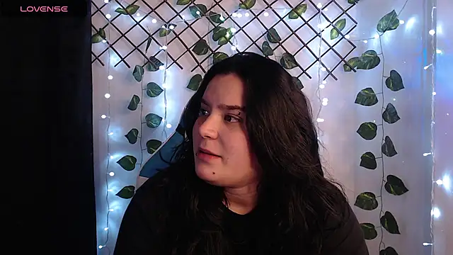 Snapshot of Nika_1_ chatting on 04/13/26, 12:16 Nika 1 online show from 04/13/26, 12:16