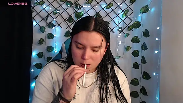 Nika 1  online show from 04/30/26, 12:39