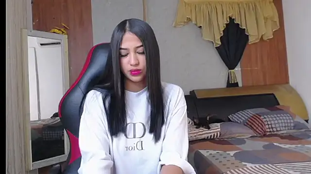 hera divine online show from 03/15/26, 10:05