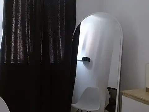 Snapshot of sophii12-12 chatting on 10/11/25, 07:12 sophii12-12 online show from 10/11/25, 07:12