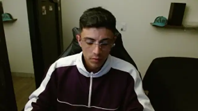 kv   xxx  online show from 02/03/26, 06:40