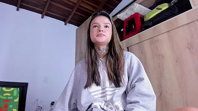 medussa13  online show from 09/22/25, 01:13