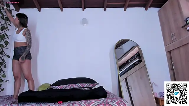 medussa13  online show from 01/16/26, 02:10