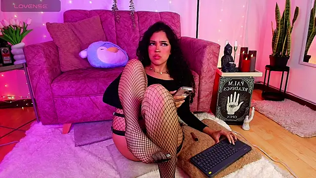 Sara Jhonson online show from 05/15/26, 11:45