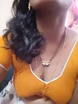 Snapshot of sneha_telugu_girl chatting on 11/03/25, 04:58 sneha telugu girl online show from 11/03/25, 04:58