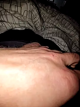 Snapshot of Landryyyyy chatting on 03/23/25, 06:47 Landryyyyy online show from 03/23/25, 06:47