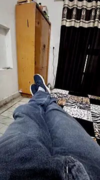 menakshiiikaur online show from 12/23/24, 07:49