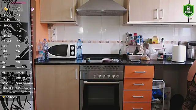 JennyCoquine online show from 04/13/26, 08:53