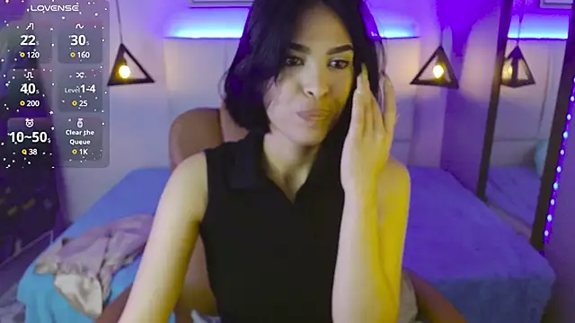 Snapshot of AlessiaVal_ chatting on 01/24/25, 12:31 AlessiaVal online show from 01/24/25, 12:31