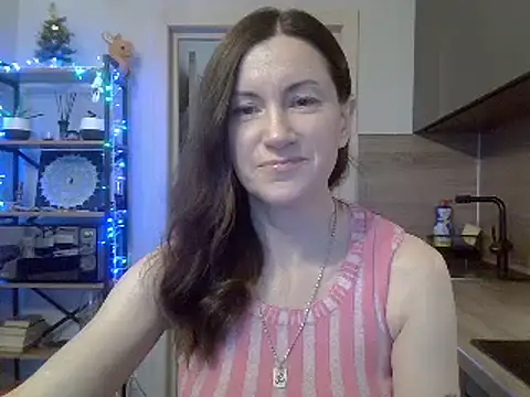 Snapshot of jainesummer chatting on 12/26/24, 07:24 jainesummer online show from 12/26/24, 07:24