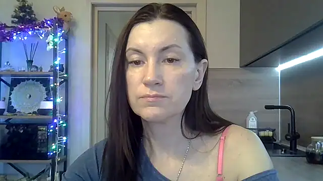 Snapshot of jainesummer chatting on 01/24/25, 10:00 jainesummer online show from 01/24/25, 10:00