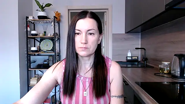 Snapshot of jainesummer chatting on 02/24/25, 07:44 jainesummer online show from 02/24/25, 07:44