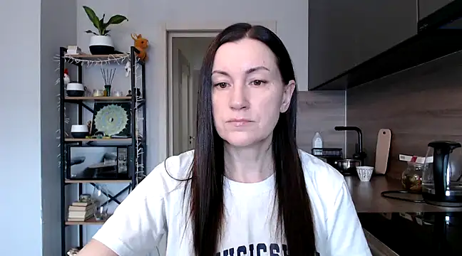 Snapshot of jainesummer chatting on 02/25/25, 08:14 jainesummer online show from 02/25/25, 08:14