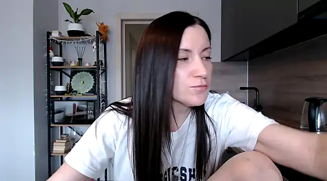 Snapshot of jainesummer chatting on 02/25/25, 11:19 jainesummer online show from 02/25/25, 11:19