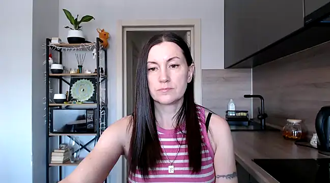 Snapshot of jainesummer chatting on 02/26/25, 10:58 jainesummer online show from 02/26/25, 10:58