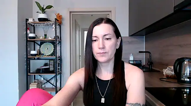 Snapshot of jainesummer chatting on 02/28/25, 10:20 jainesummer online show from 02/28/25, 10:20