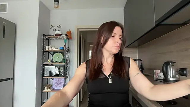 Snapshot of jainesummer chatting on 09/23/25, 08:28 jainesummer online show from 09/23/25, 08:28