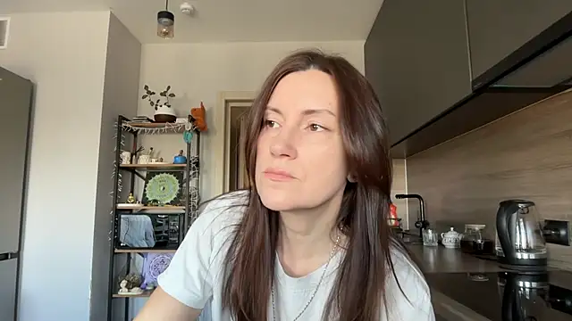 Snapshot of jainesummer chatting on 10/01/25, 08:20 jainesummer online show from 10/01/25, 08:20