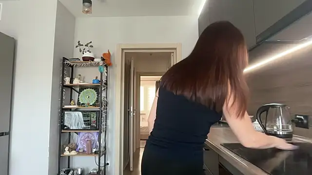 Snapshot of jainesummer chatting on 10/20/25, 08:48 jainesummer online show from 10/20/25, 08:48