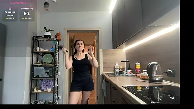 Snapshot of jainesummer chatting on 11/28/25, 07:22 jainesummer online show from 11/28/25, 07:22