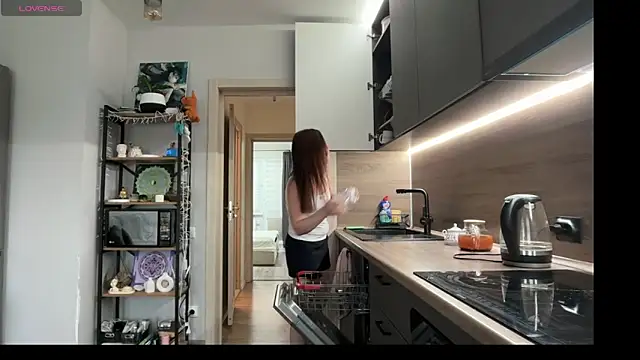 Snapshot of jainesummer chatting on 12/03/25, 09:07 jainesummer online show from 12/03/25, 09:07