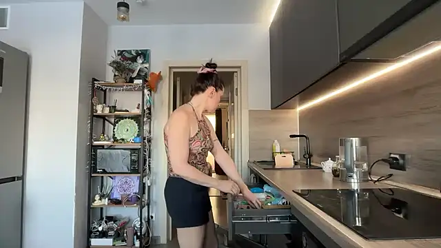 Snapshot of jainesummer chatting on 02/13/26, 08:21 jainesummer online show from 02/13/26, 08:21